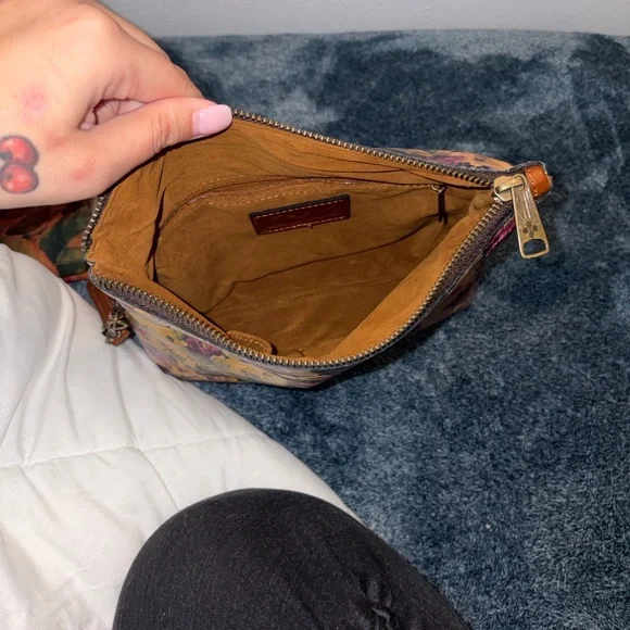 Patricia Nash Multicolor Floral Wristlet - Picture 6 of 7